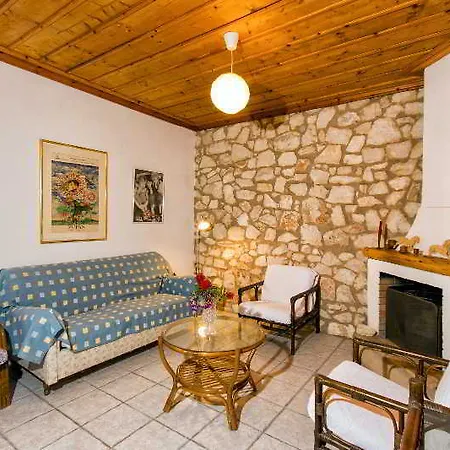 Liuba Hotel 3*